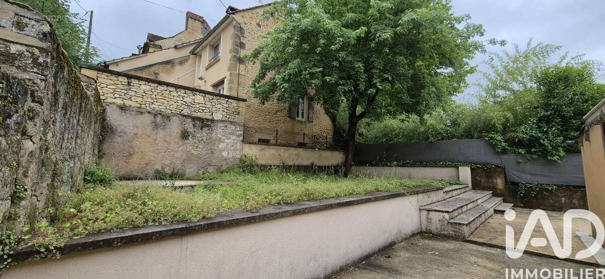 Photo 2 - Maison à LE BUGUE
