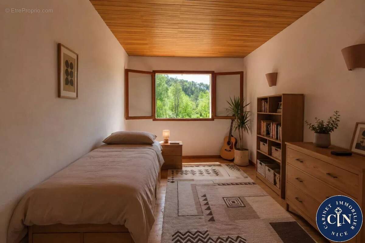 Maison 180 m² à Annot  - photo 6