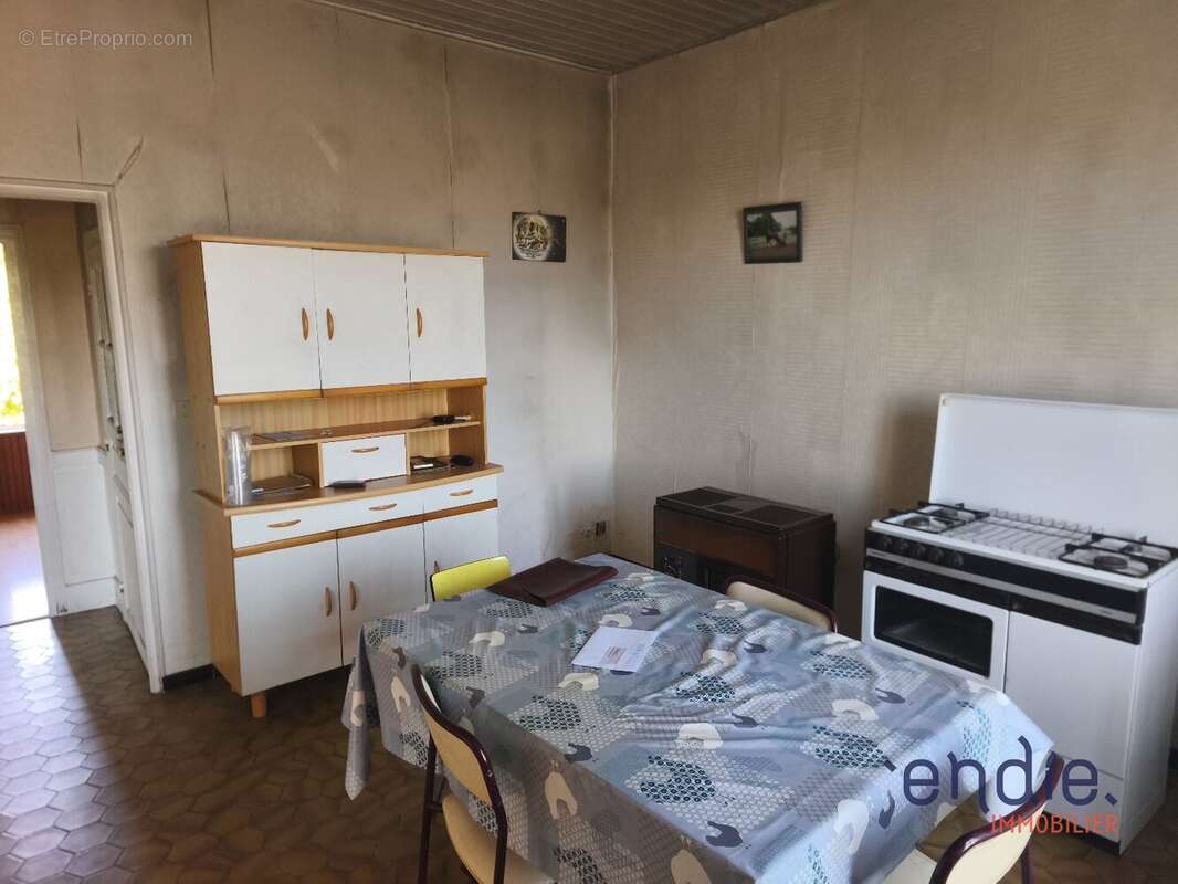 MURAT : maison de 9 pièces (152 m²) en vente - photo 3