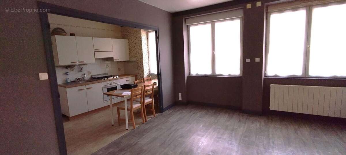 21540 SOMBERNON - Immeuble de rapport environ 500 m2 Sans copropriété - photo 7