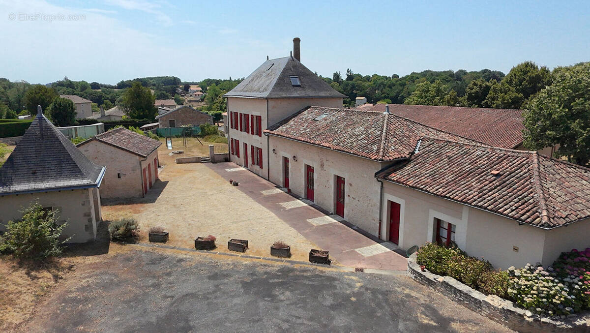 Maison à VAUX