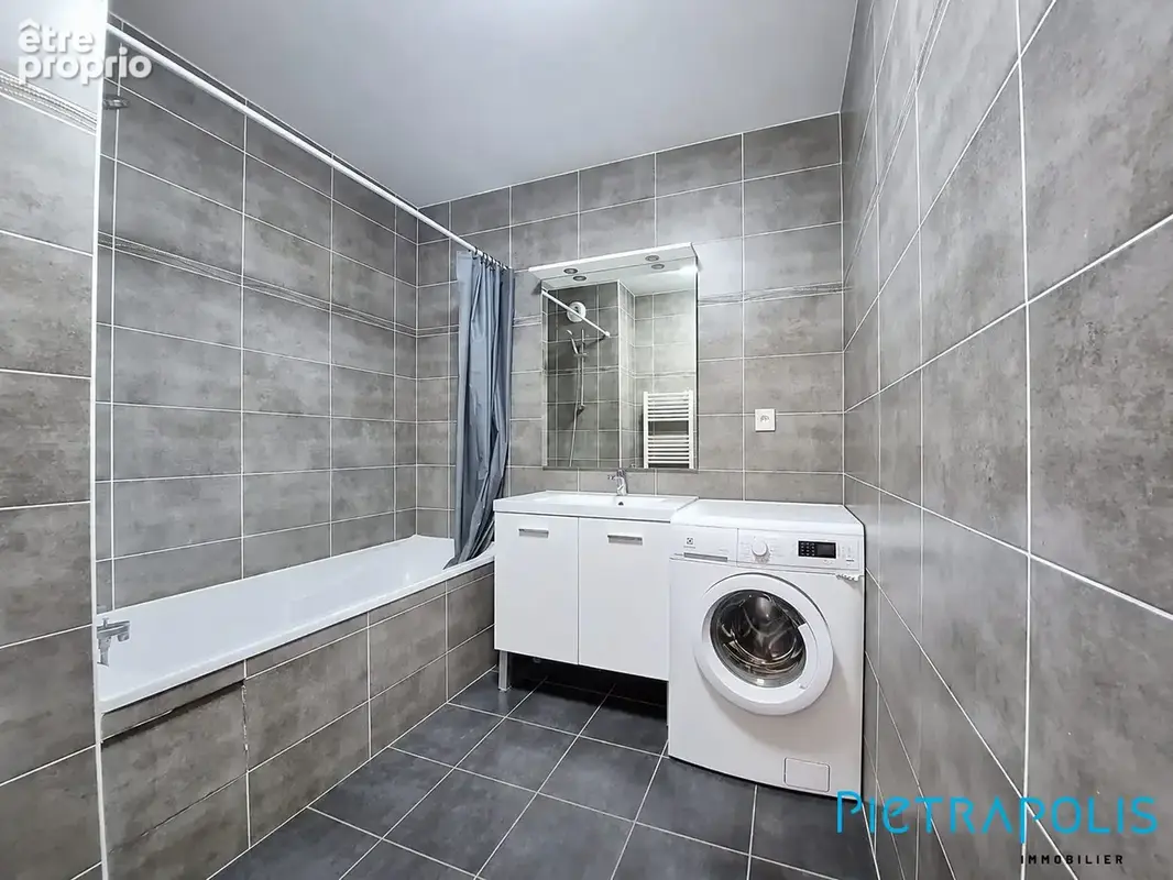 Appartement 74 m² à Saint-Genis-Pouilly  - photo 8