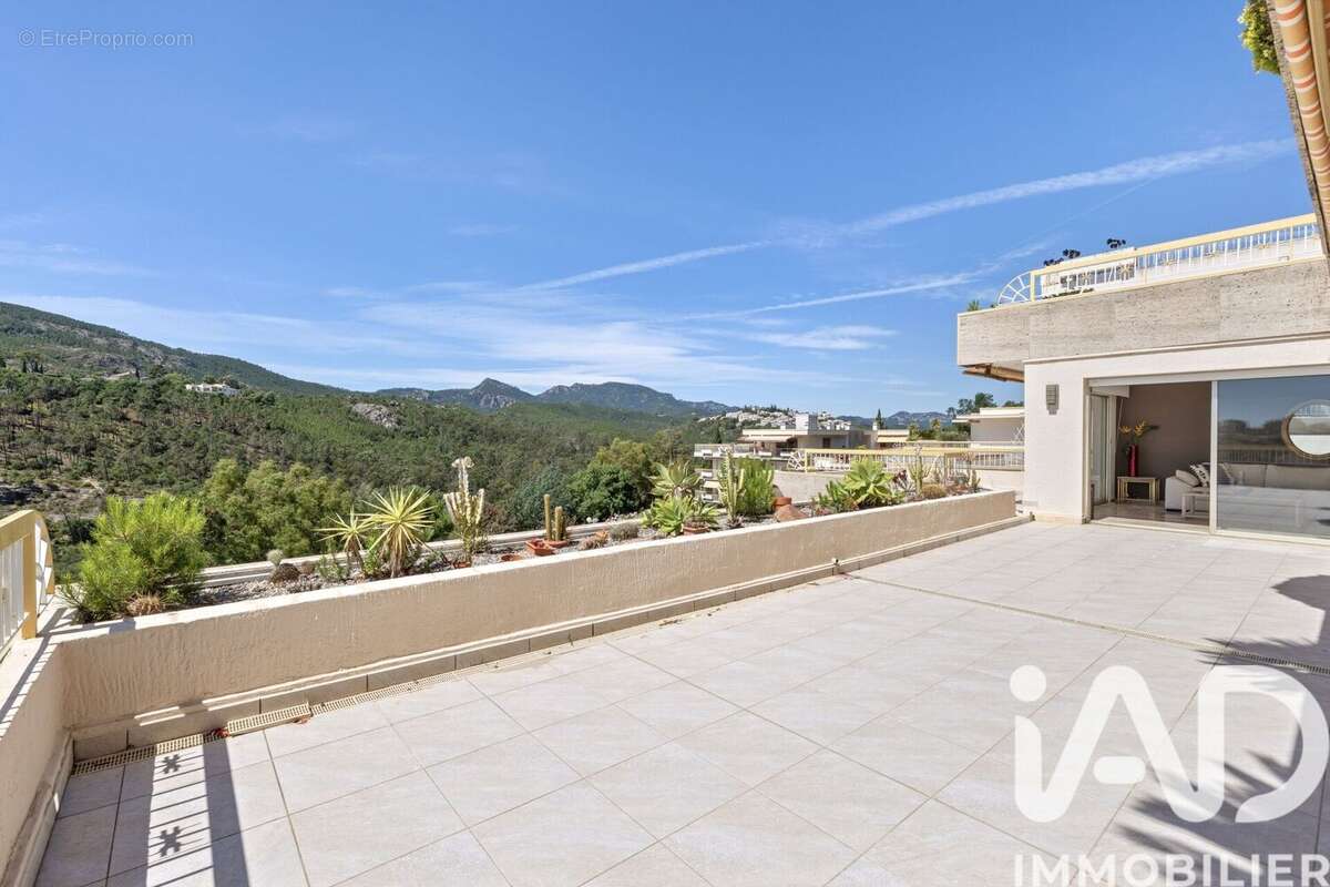 Appartement 122 m² à Mandelieu-La-Napoule  - photo 6