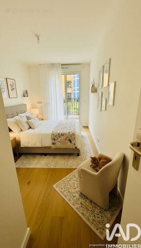 Photo 7 - Appartement à LE PLESSIS-ROBINSON