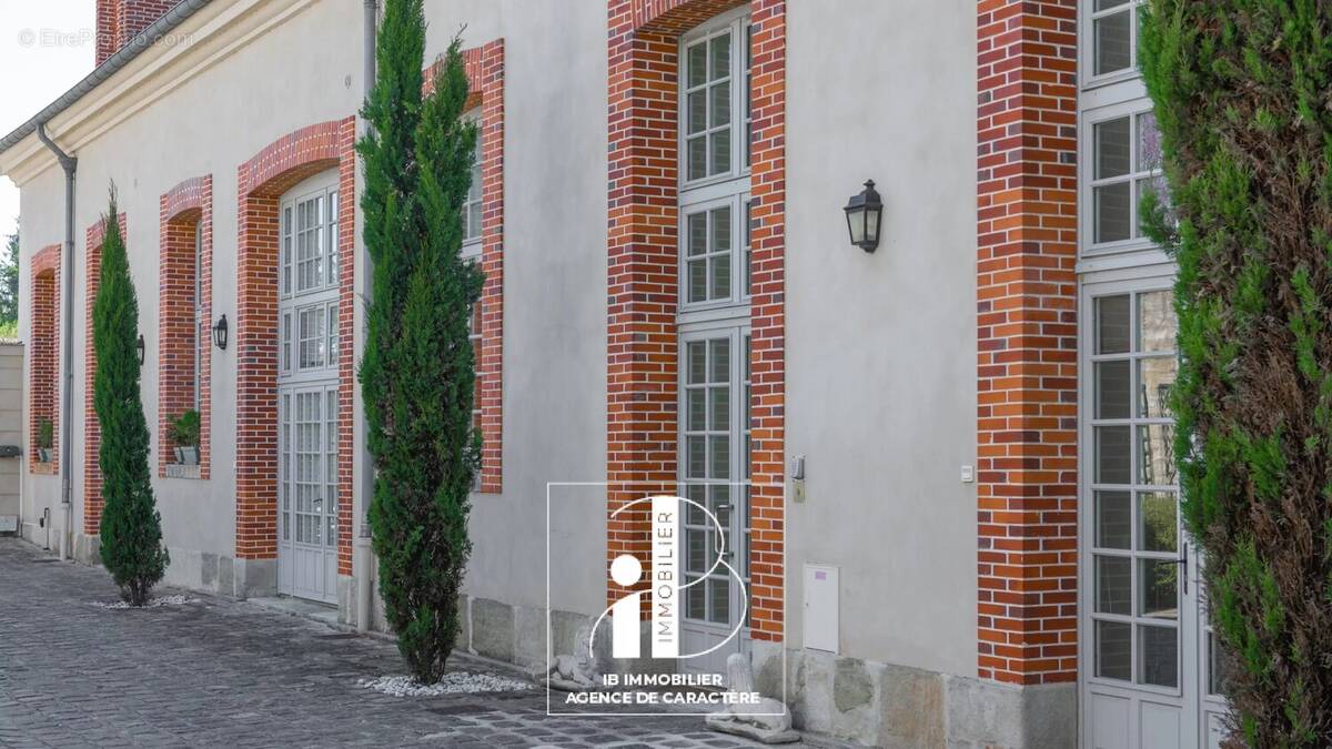 Appartement à FONTAINEBLEAU