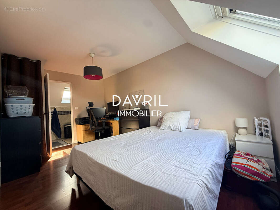 Maison à CONFLANS-SAINTE-HONORINE