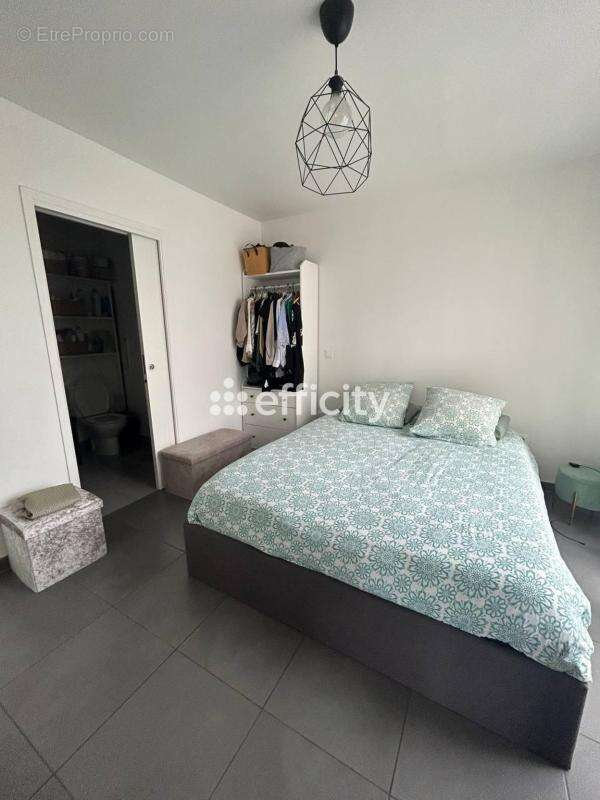 Appartement à ROSNY-SOUS-BOIS