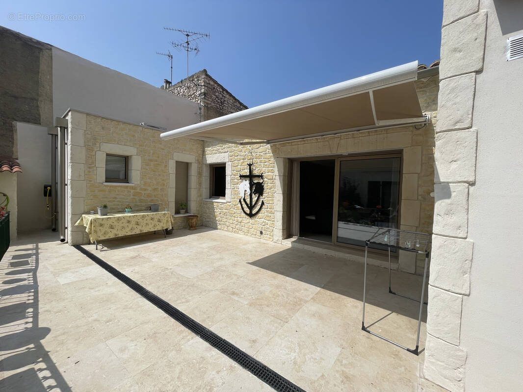 Appartement à NIMES