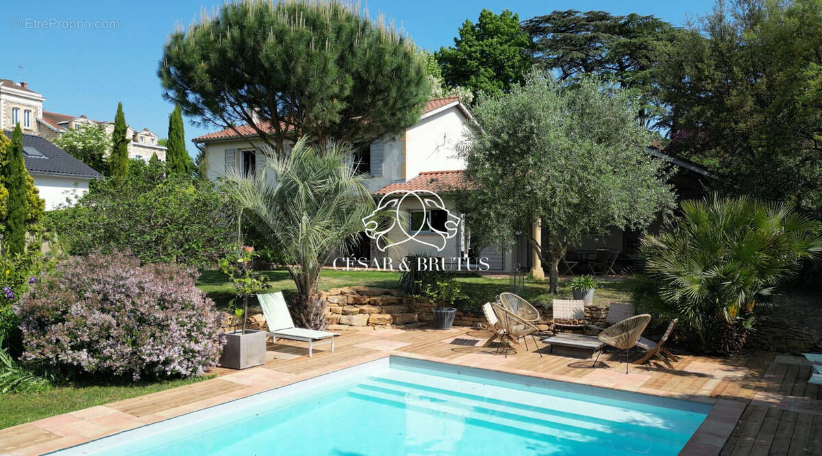 Maison 180 m² à Chazay-D'azergues  - photo 4
