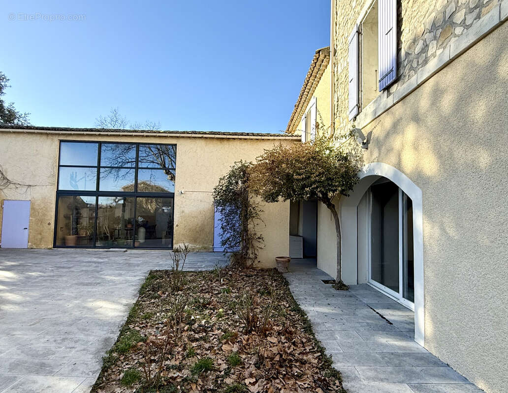 Maison à PIERRELATTE