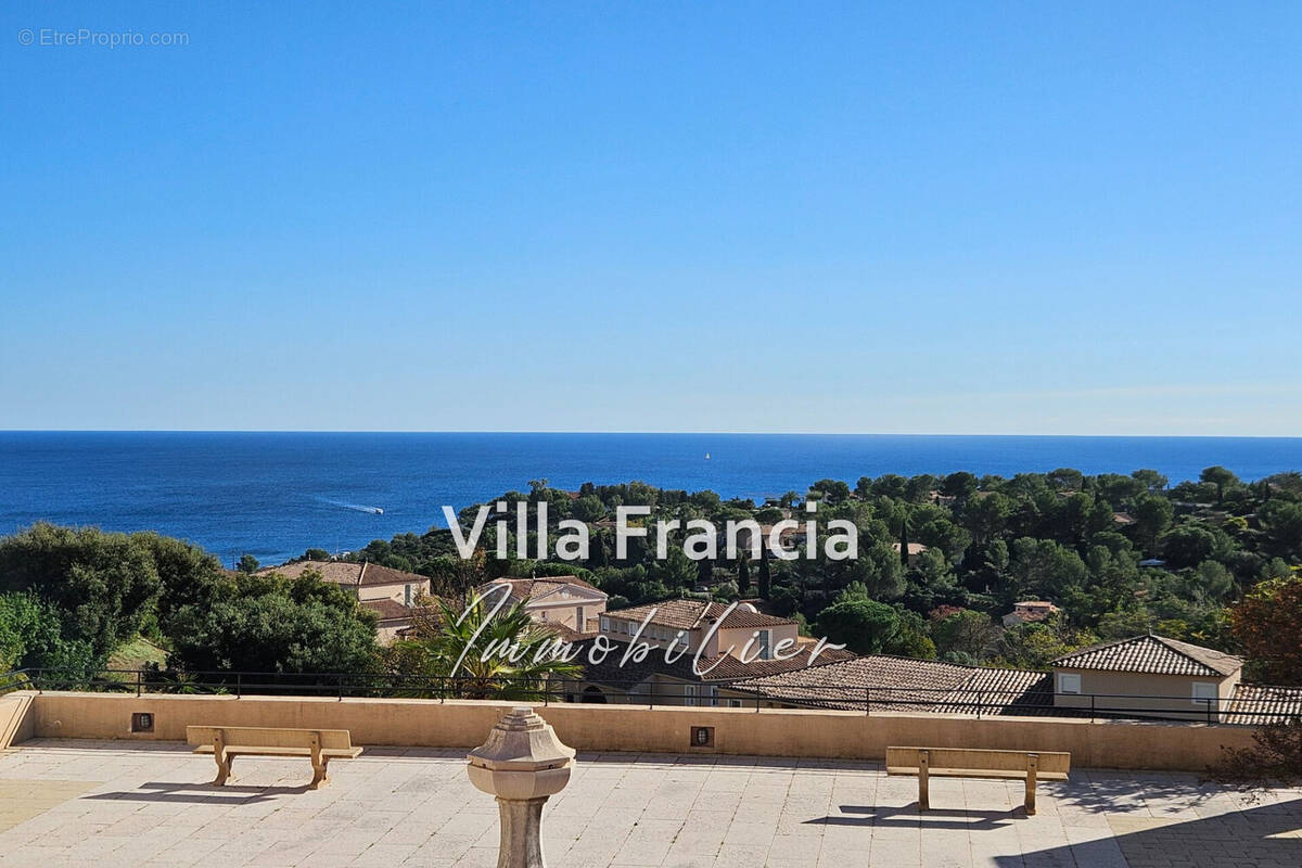 Appartement à SAINT-RAPHAEL