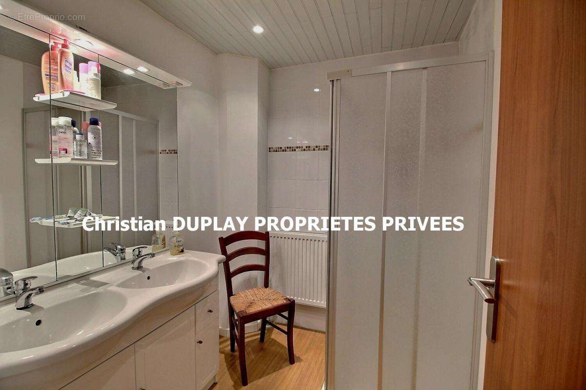 TARENTAISE 42660 dans un hameau paisible au dessus de Rochetaillée ferme rénovée en 2010 sur la partie habitation 112m² habitabl - photo 12
