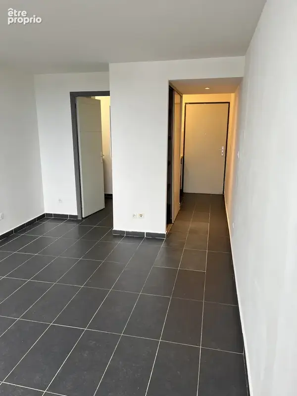 STUDIO 25 m2 + parking sécurisé en sous-sol - photo 3