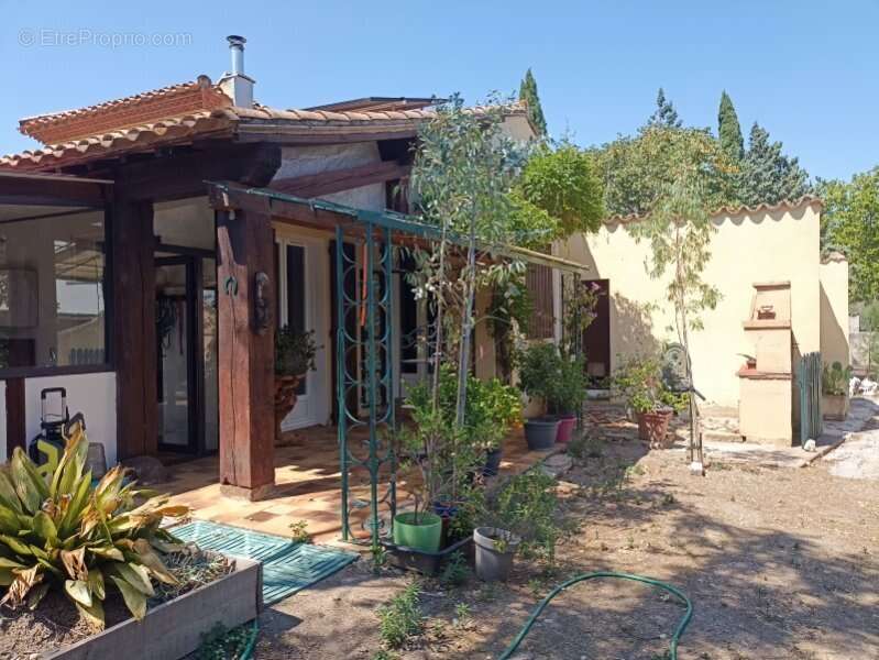 Maison à CASCASTEL-DES-CORBIERES