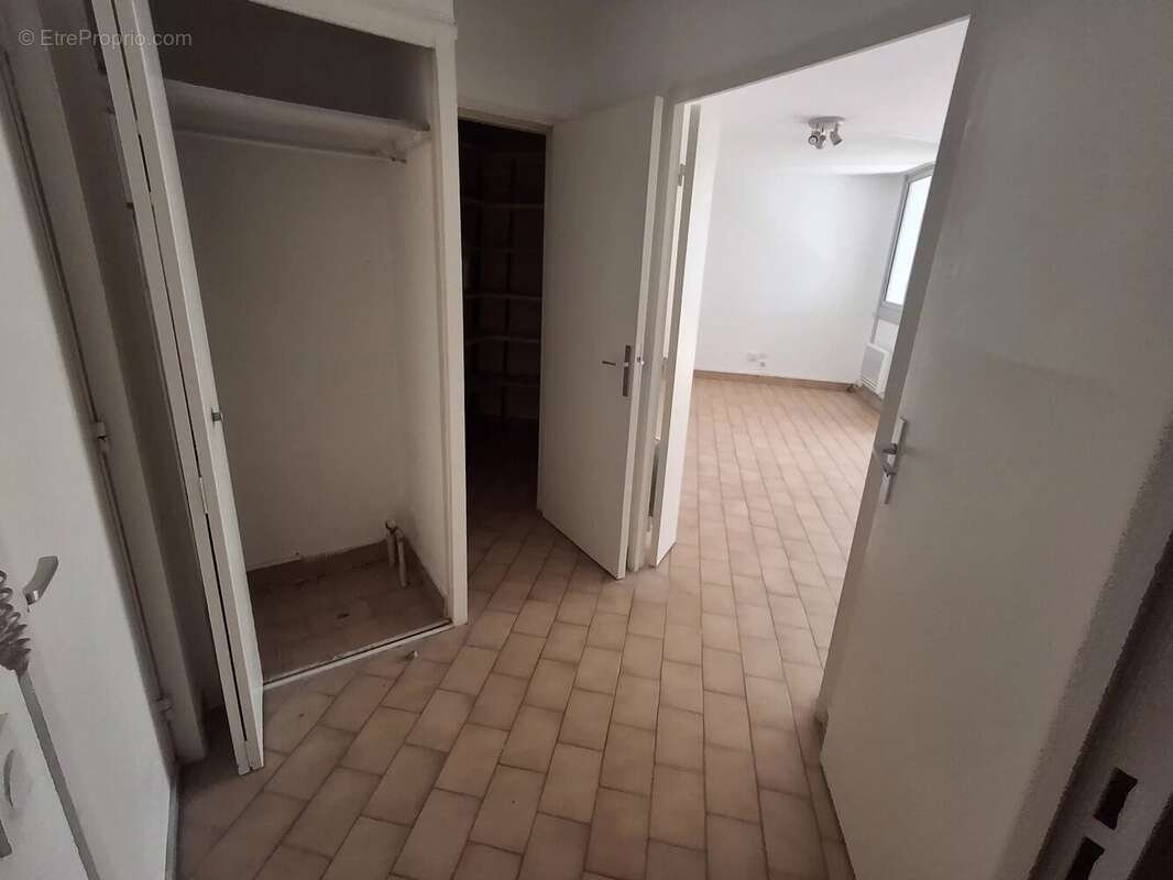 Appartement F1 lumineux - photo 3