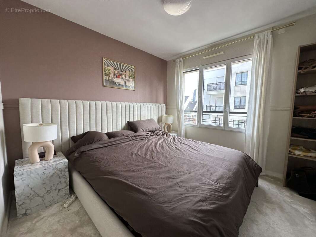 Appartement à SURESNES