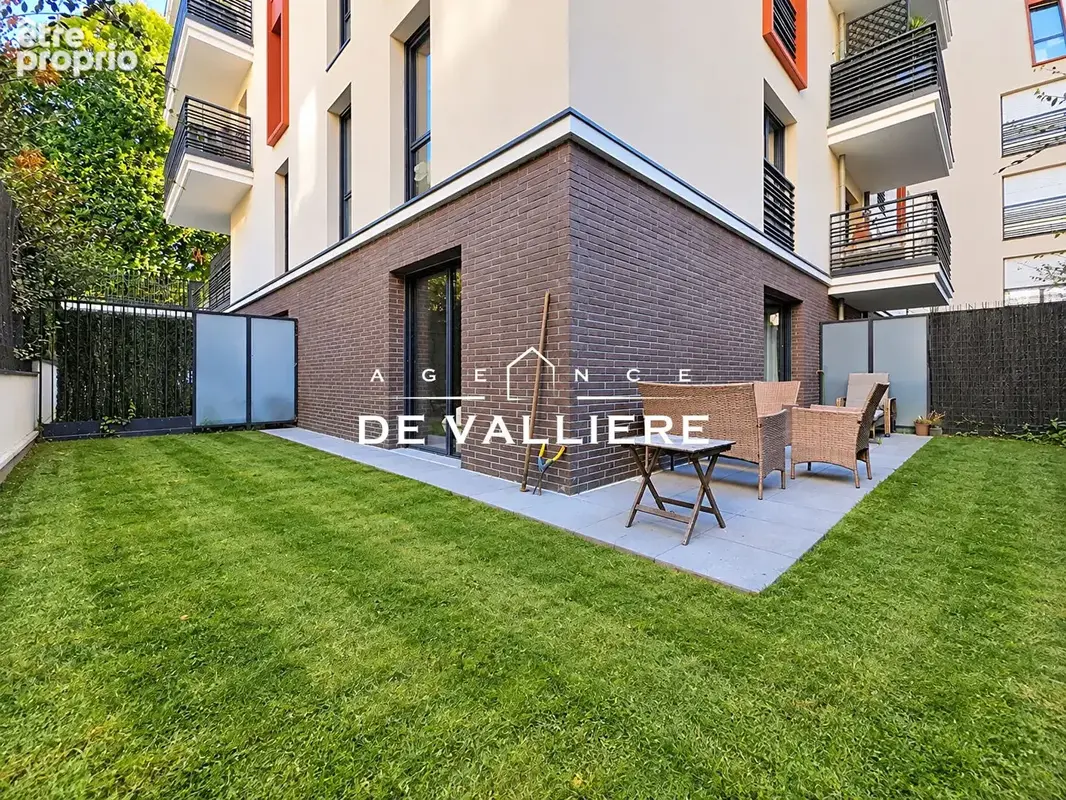 RUEIL-MALMAISON - Richelieu - 2 pièces avec jardin et parking - photo 3