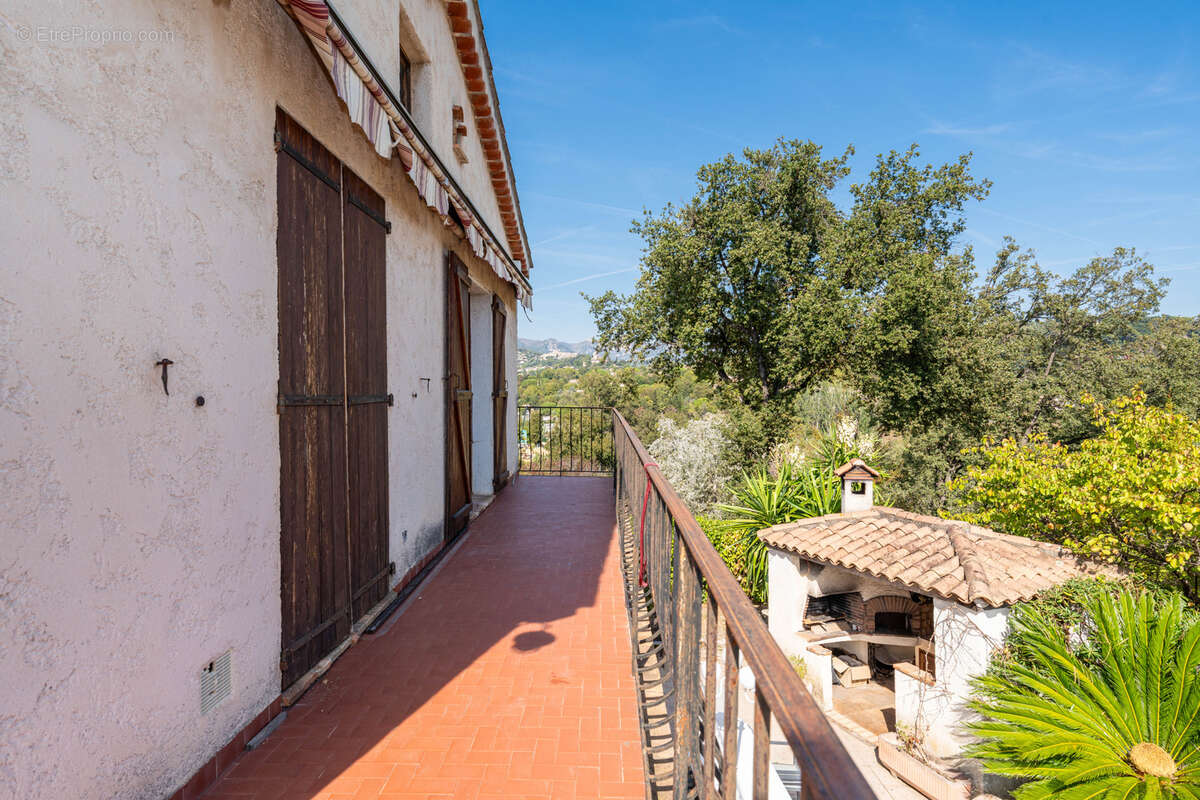 Maison à LA COLLE-SUR-LOUP