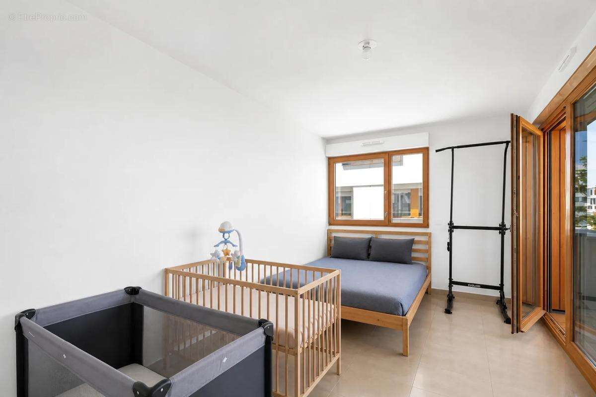 Appartement à BUSSY-SAINT-GEORGES