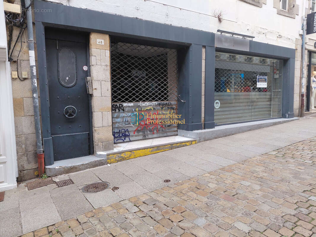 Commerce 174 m² à Quimper  - photo 3