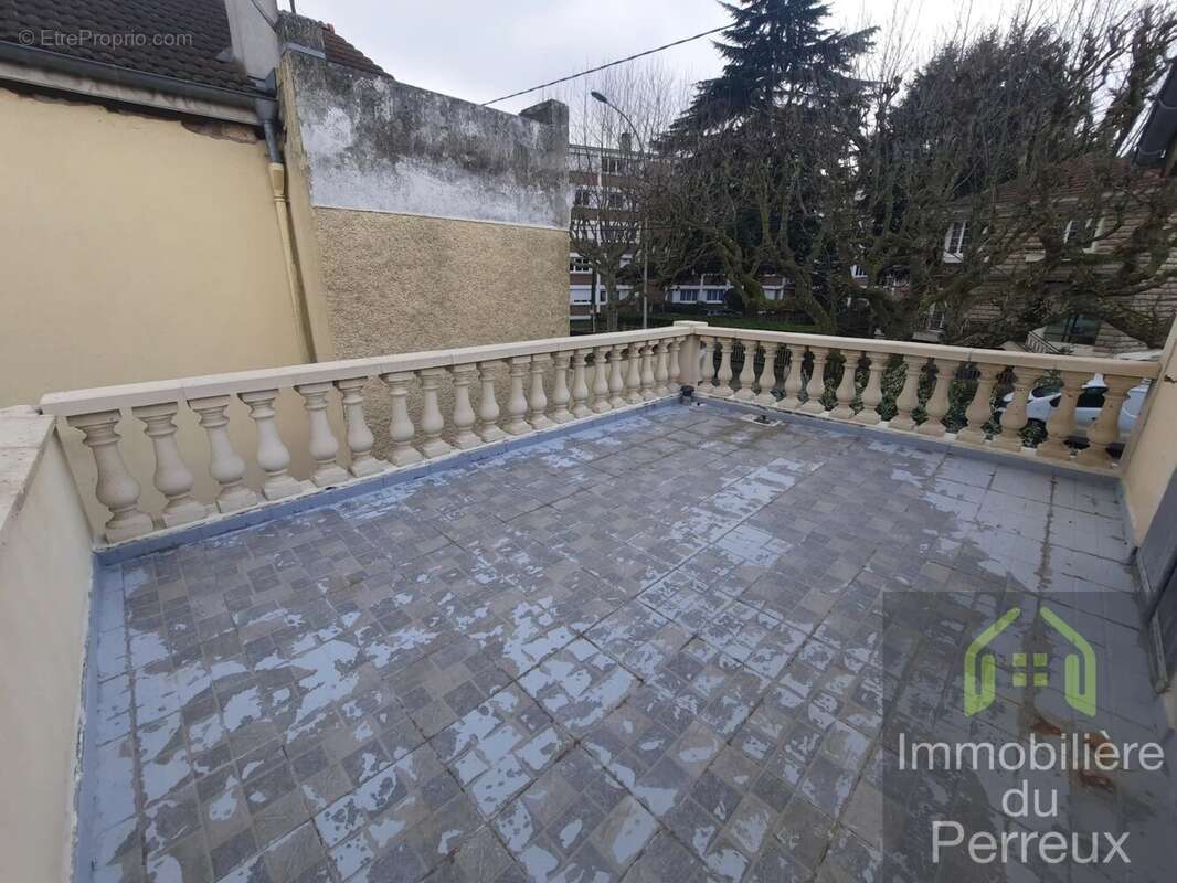 Maison à NEUILLY-PLAISANCE