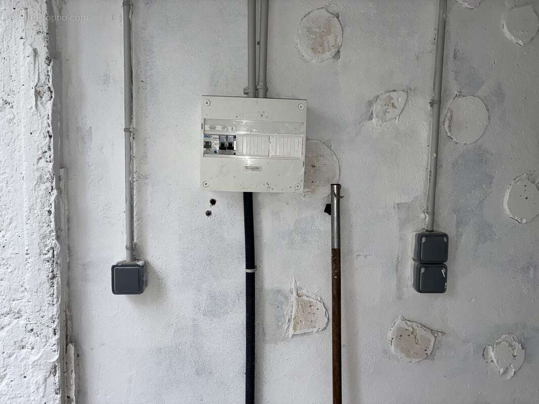 Parking à LE PERREUX-SUR-MARNE