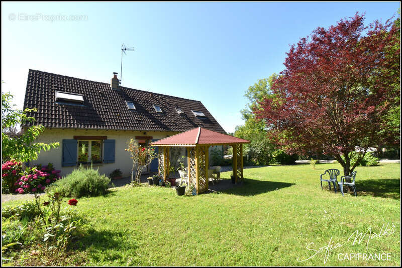 Maison à CHASSIGNOLLES