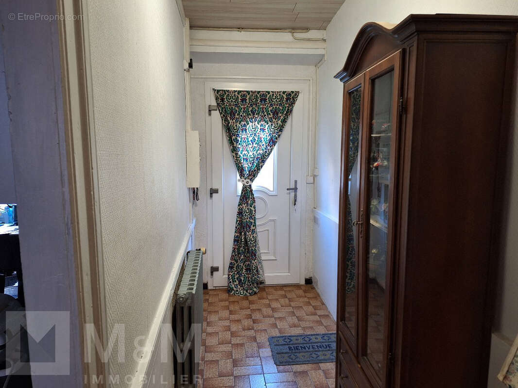 Maison à ROUVENAC