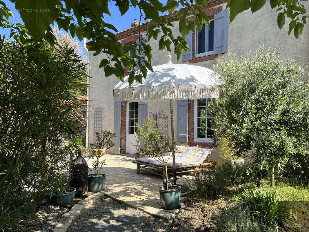 Maison à FROSSAY