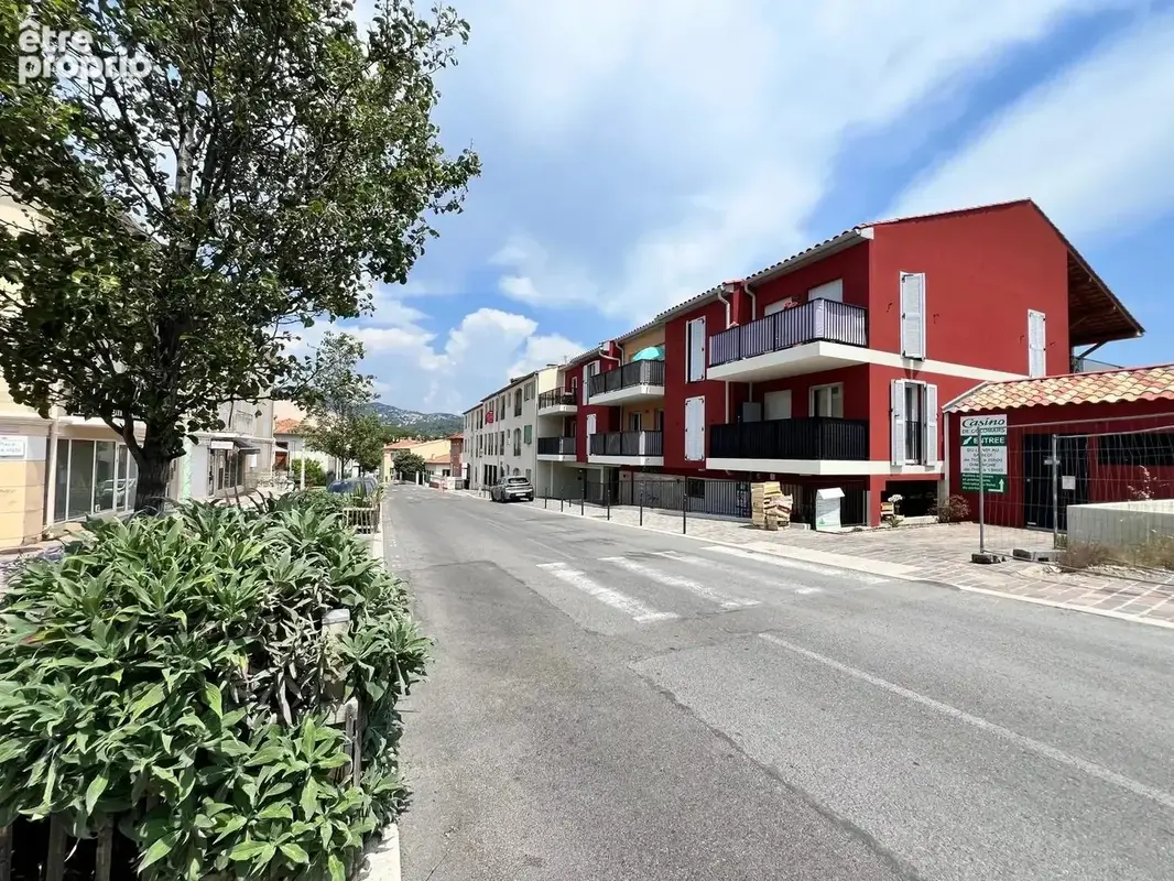 Magnifique 3 pièces à colomars – dernier étage, luminosité et calme absolu - parking privatif - photo 4