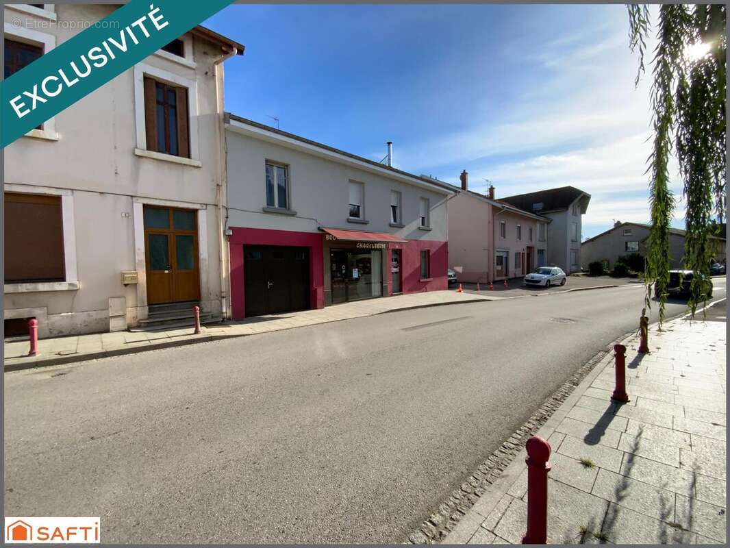 Photo 2 - Appartement à LEPANGES-SUR-VOLOGNE