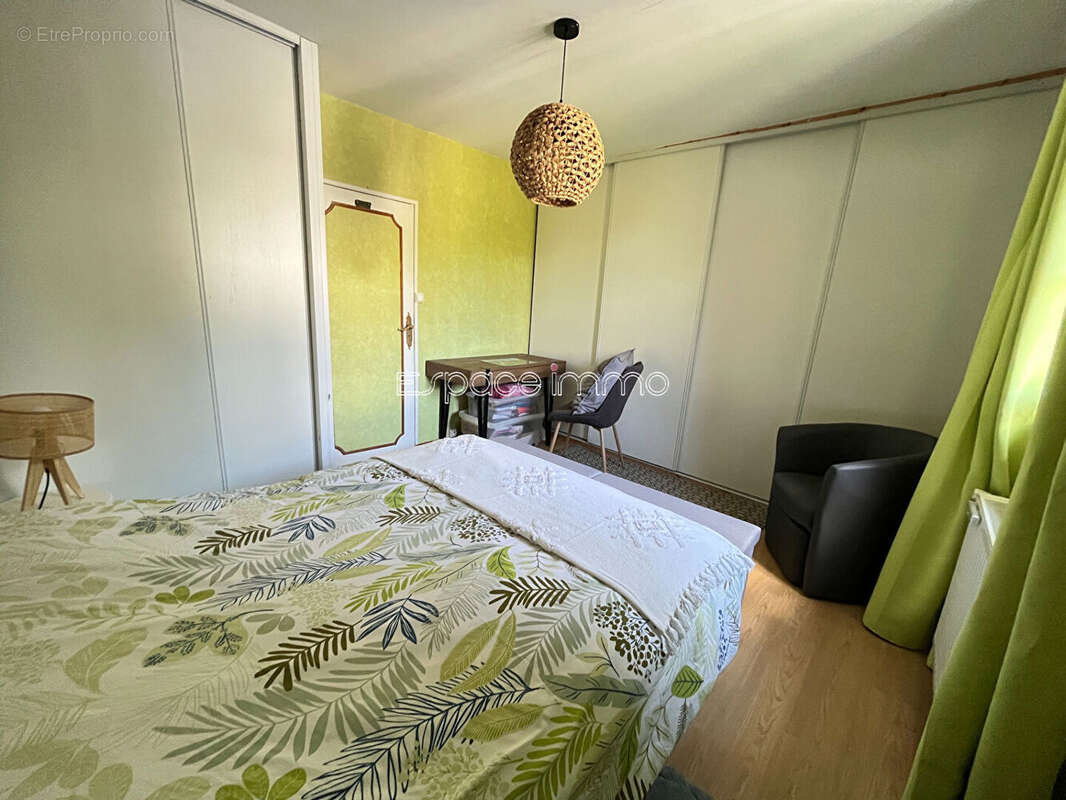 Maison avec jardin, atelier et cave - malaunay centre - 105,81 m² - photo 4