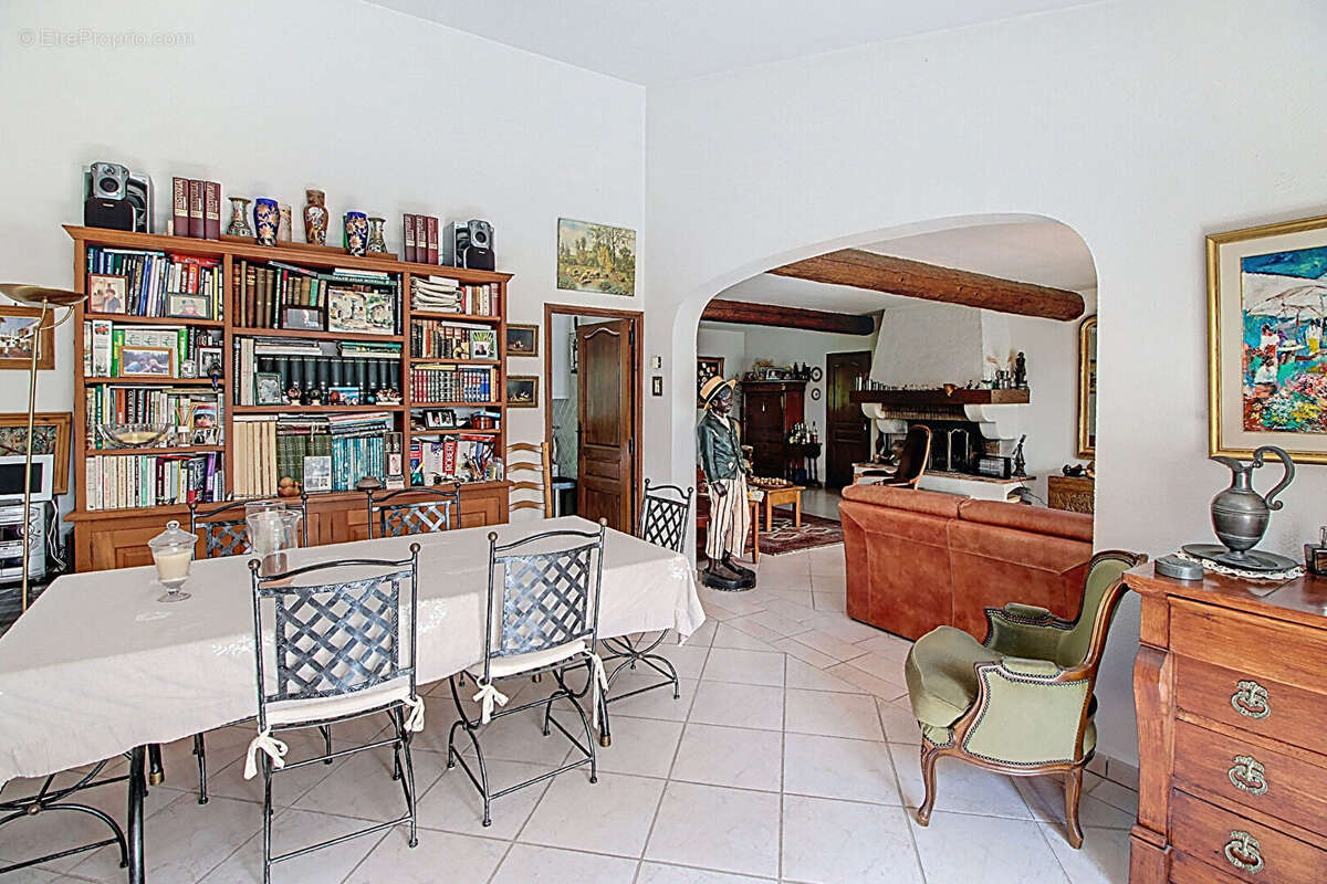 Maison à TOURTOUR