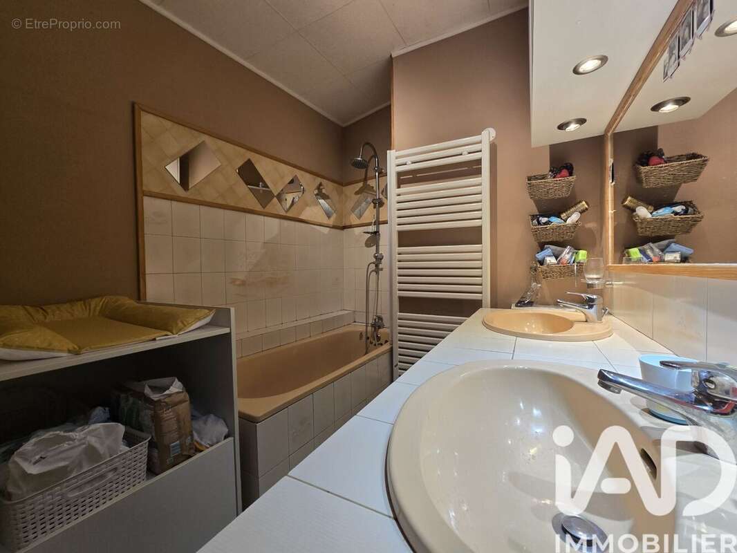 Maison 120 m² à Saint-Jacques-De-Thouars  - photo 9