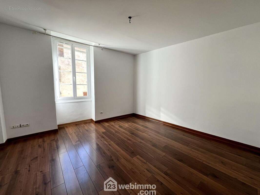 ...Elles mesurent chacune 17m2... - Appartement à SAN-MARTINO-DI-LOTA