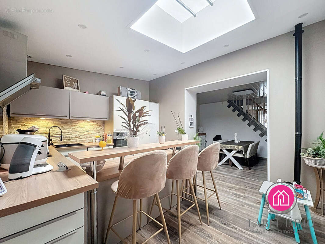 Maison à VIEUX-CONDE