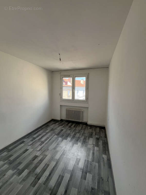 Appartement T3   Le Chambon-Feugerolles - photo 3