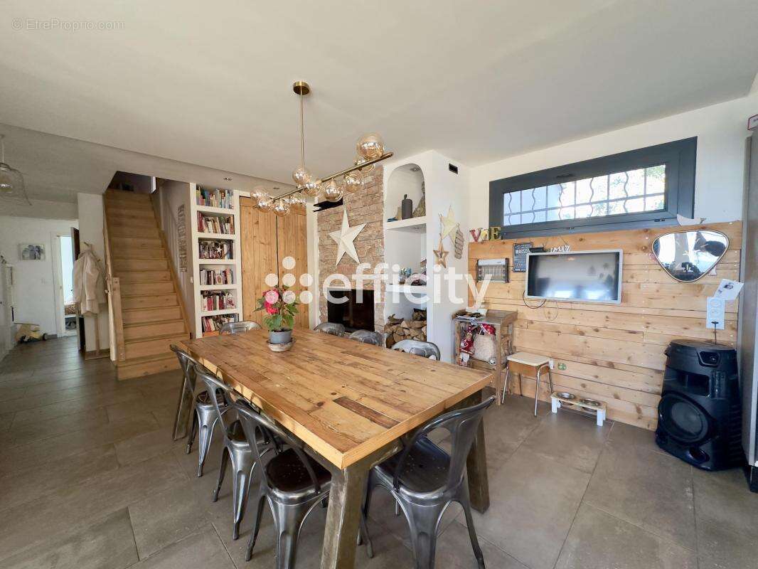 Maison à SEPTEMES-LES-VALLONS