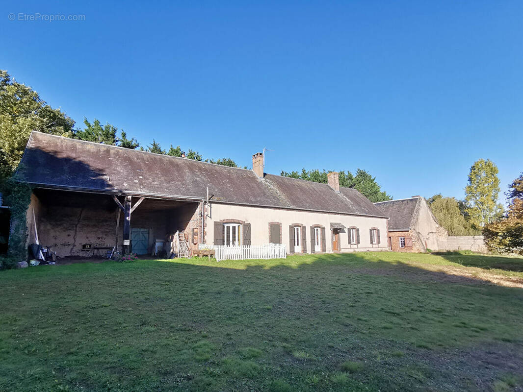 Maison à DAMPIERRE-SOUS-BROU