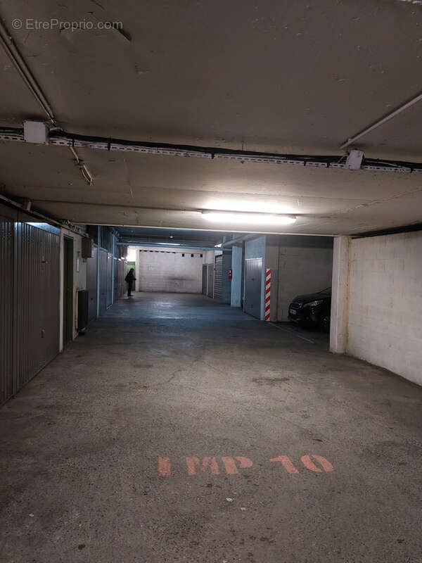 Parking à NICE