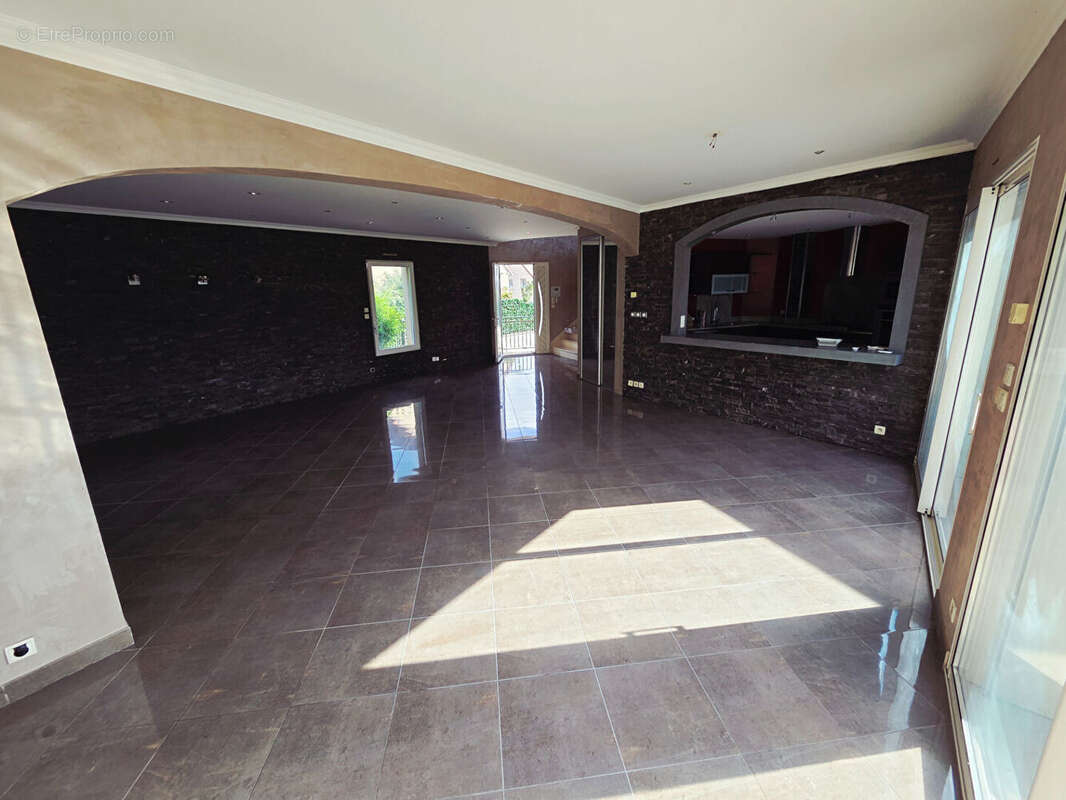 Maison à FONTAINE-LES-DIJON