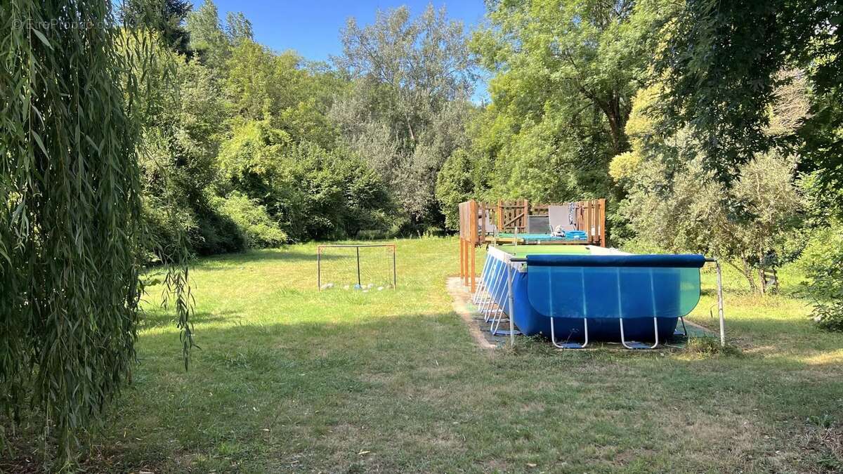 Maison à SAINTE-CROIX-VOLVESTRE