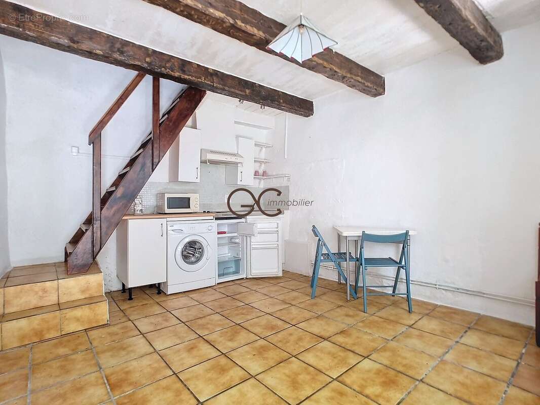 Maison à SAINT-CHINIAN