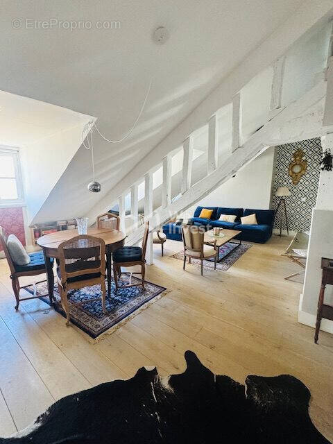 Appartement à VERSAILLES