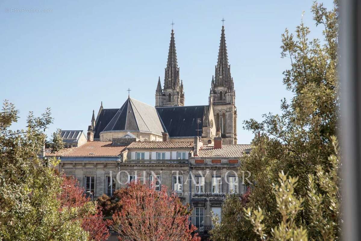 Appartement à BORDEAUX
