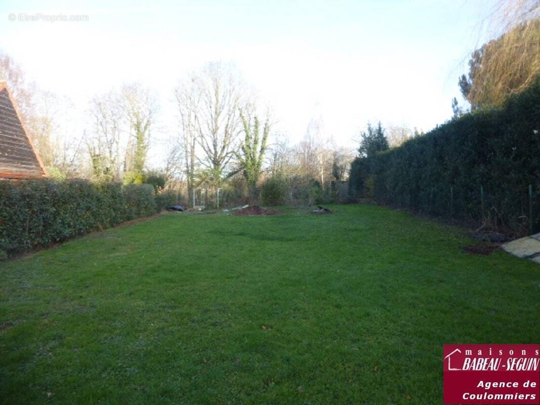 Terrain à CHAILLY-EN-BRIE