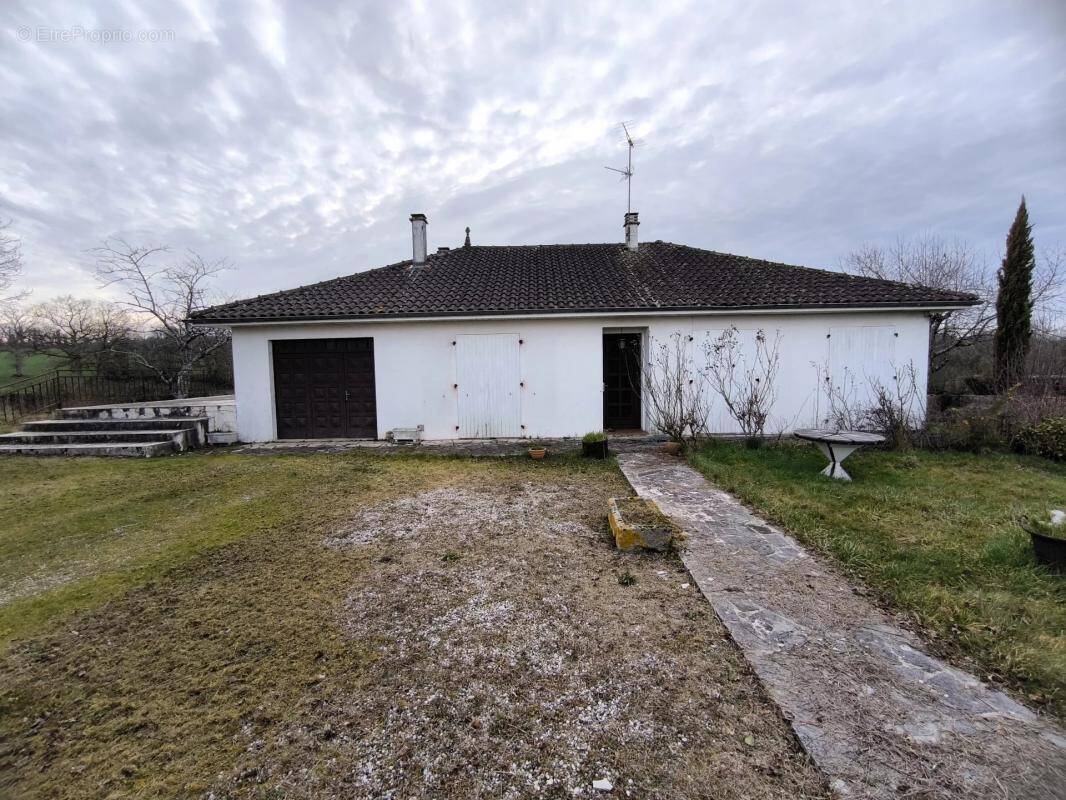 Appartement à CHABANAIS