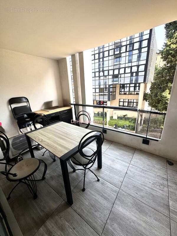 Appartement 61 m² à Marseille-8e  - photo 12