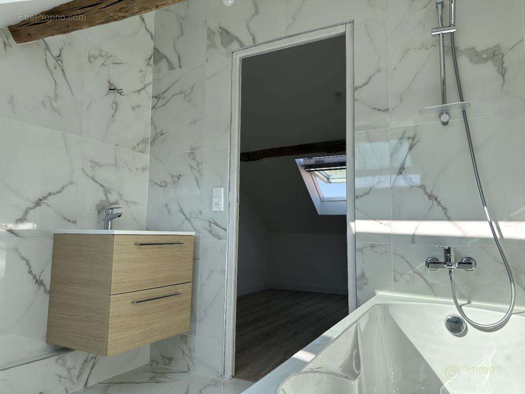 Maison à NEUILLY-EN-THELLE