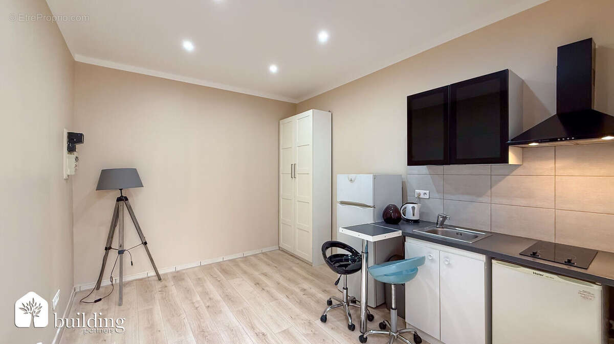 Asnières sur Seine Alma/Philosophes - Studio 16.04 m² - photo 3
